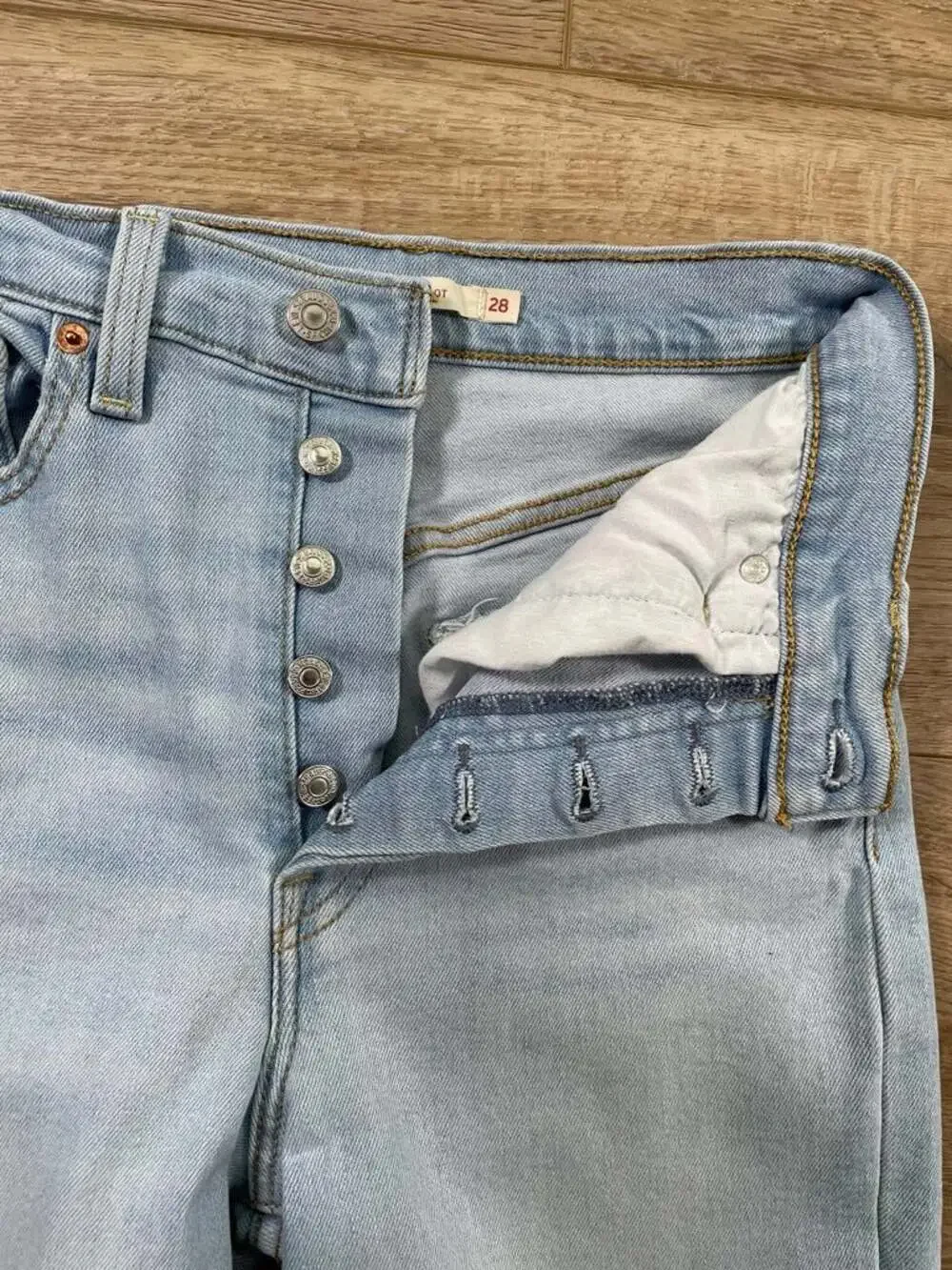 Levis levi’s ribcage